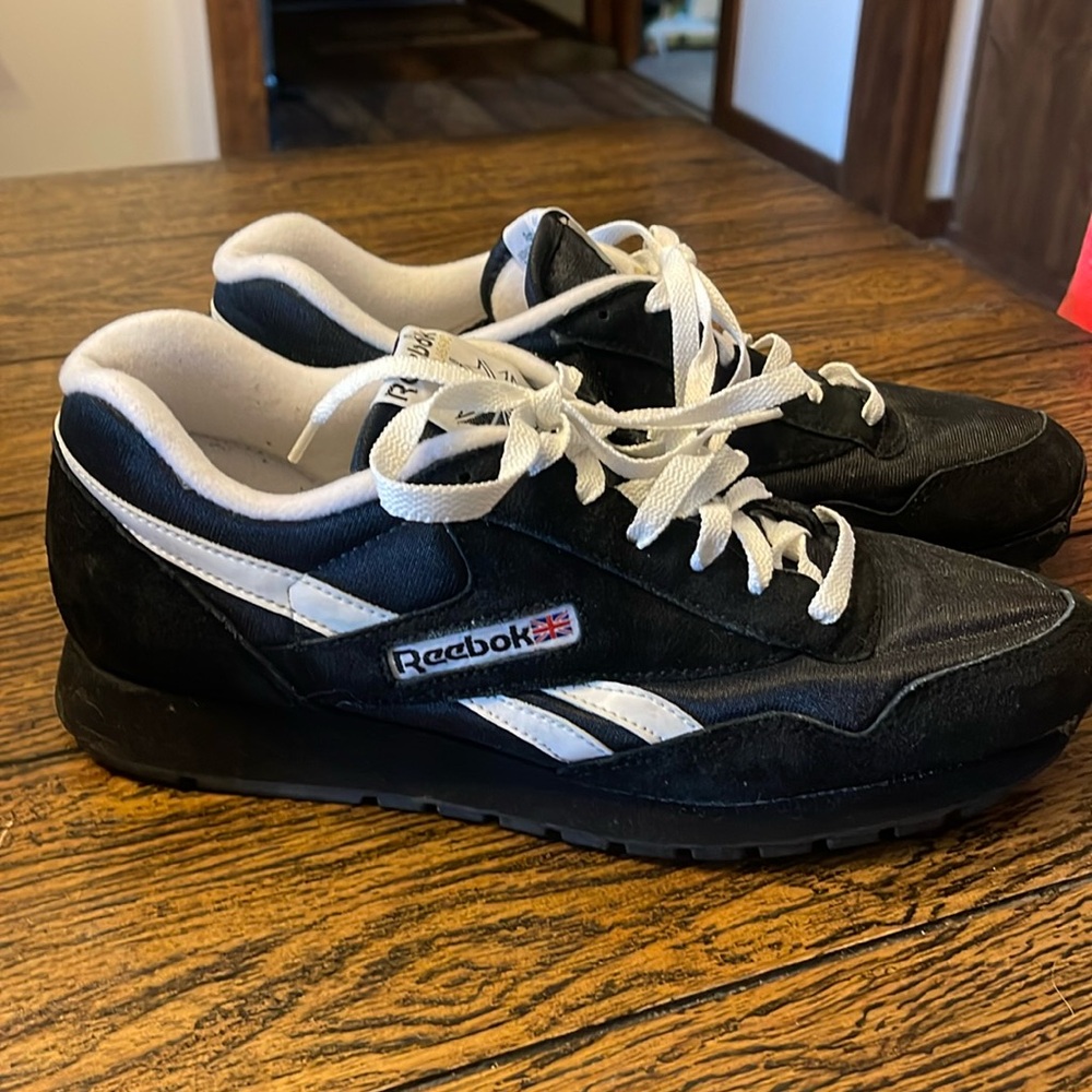 Reebok classic Men’s 10 EUC